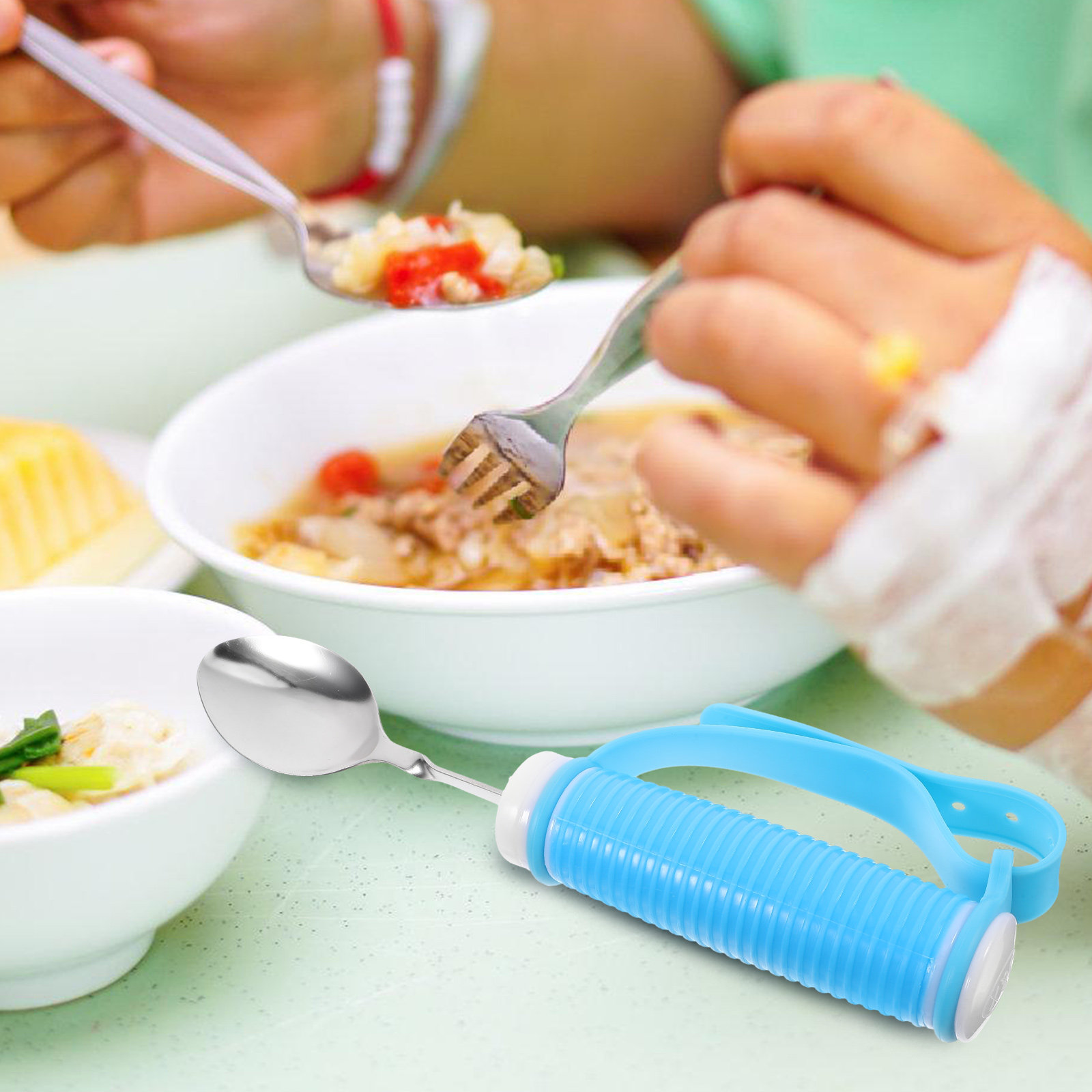 Adaptacyjny przyrząd do jedzen – Self Feed Spoon recenzja i cena