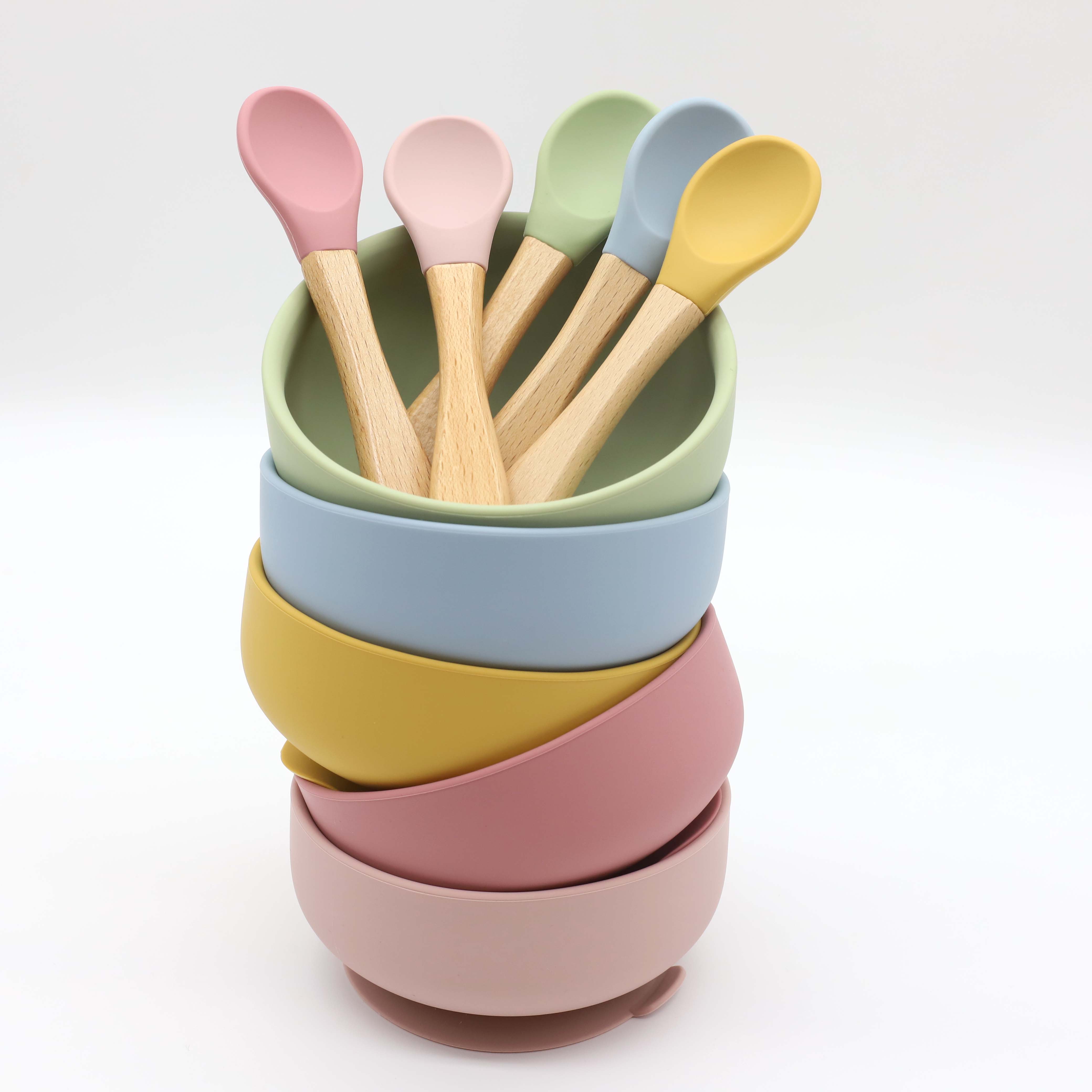 Silikonowa miseczka z przyssaw – Baby Food Guide recenzja i cena